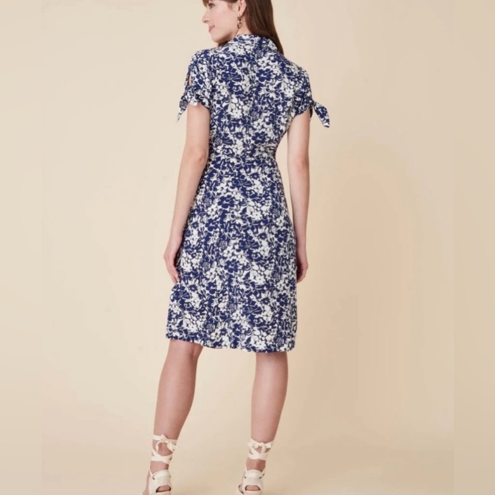 UNTUCKit Blue and White Floral Midi Dress - Picture 15 of 15
